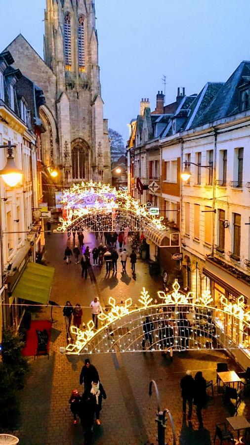 T2 Sur Les Places Arras Exterior foto