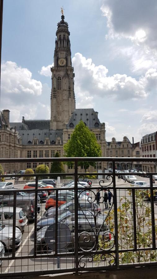 T2 Sur Les Places Arras Exterior foto
